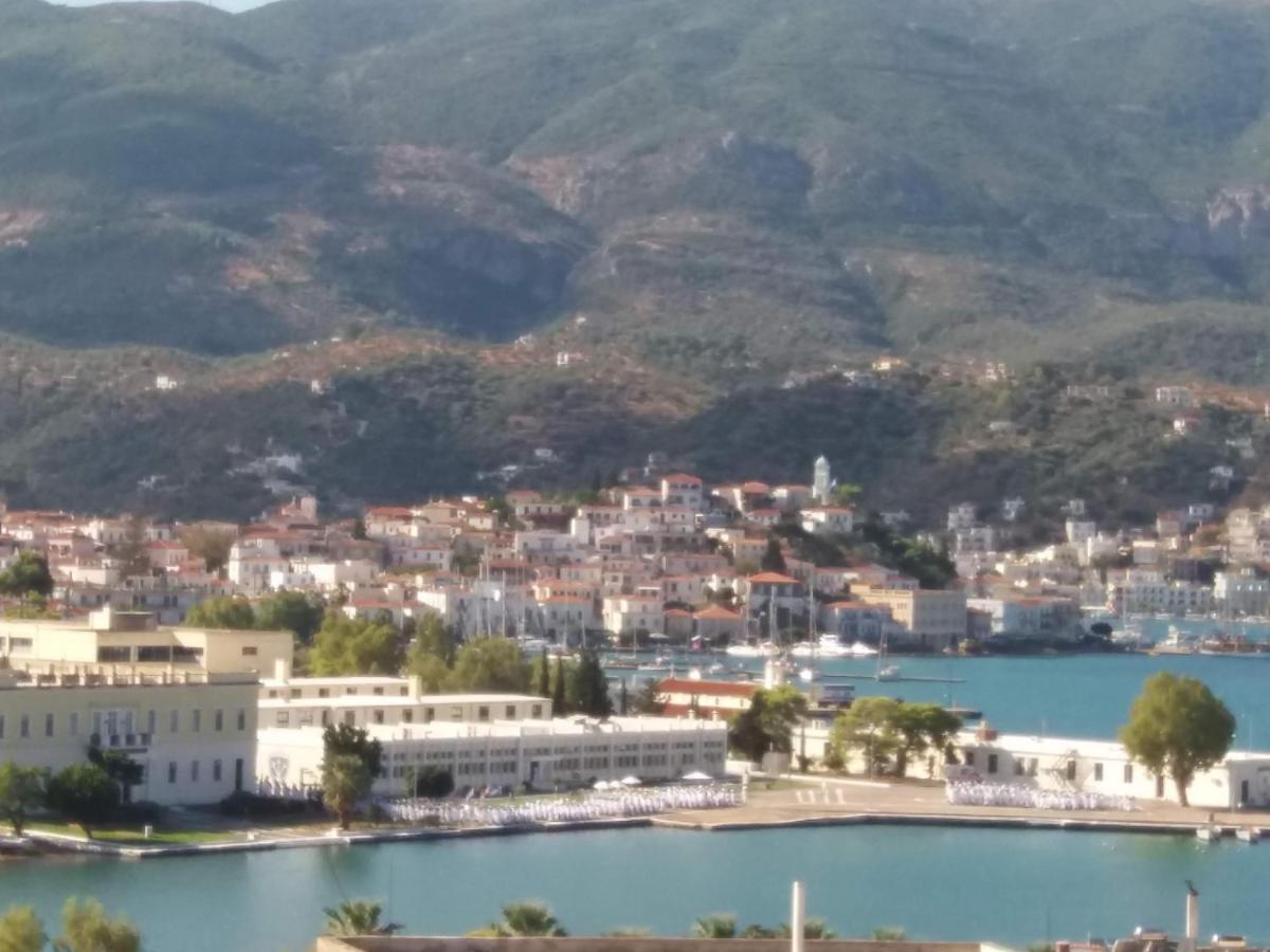 Forest & Sea Apartment Poros Town Exterior photo
